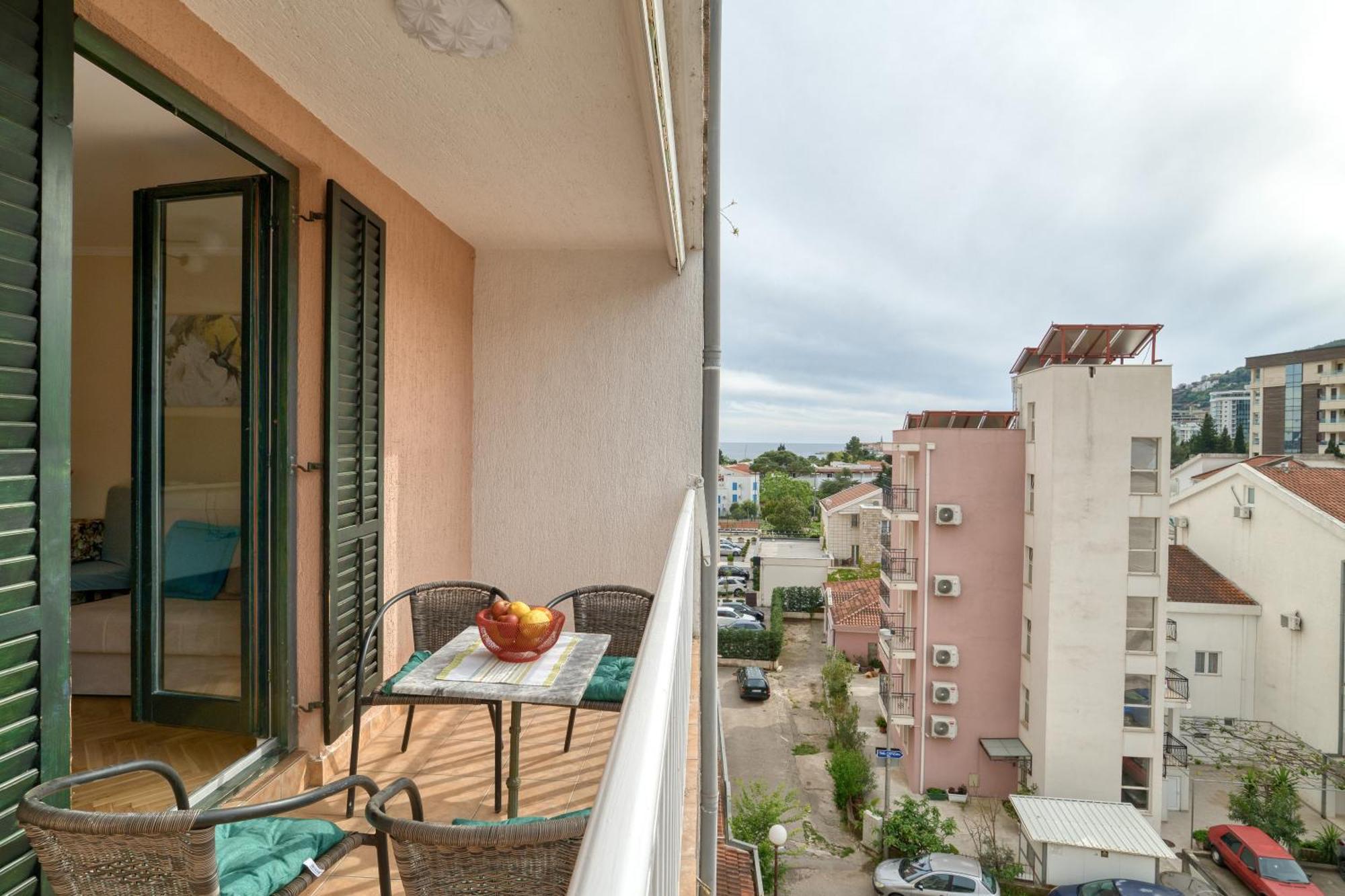 Comfort Apartment Near The Beach Будва Экстерьер фото